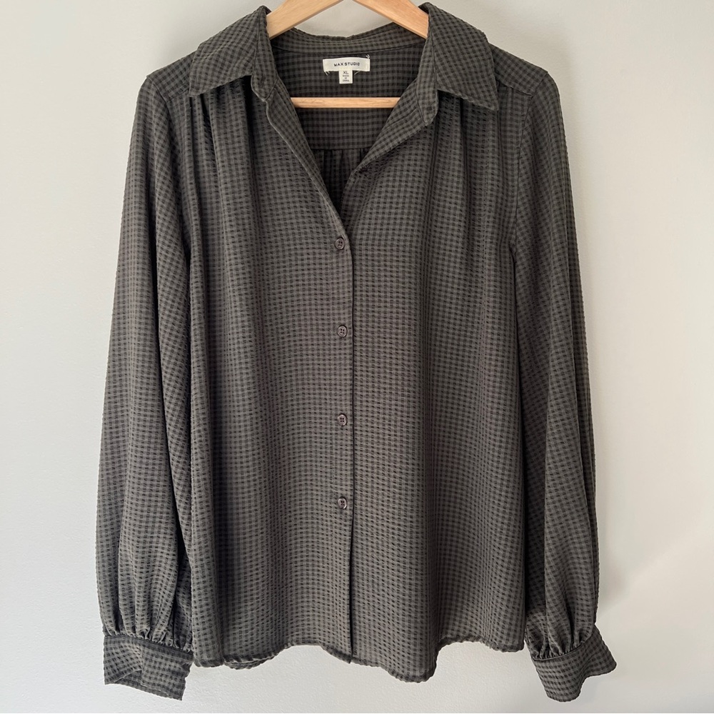 Max Studio Women's Gray Checkered Button-Down Shirt
